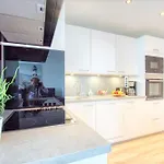 - Haus E, App 0e0901 הייליגנהאפן