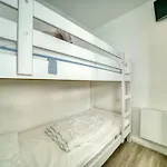 - Haus E, App 0e0901 דירה