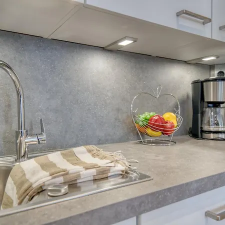 - Haus E, App 0e0901 Apartmán *